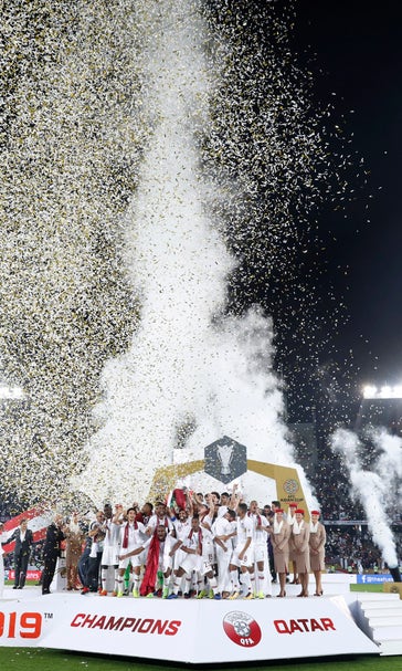 Qatari players celebrated on return from Asian Cup victory